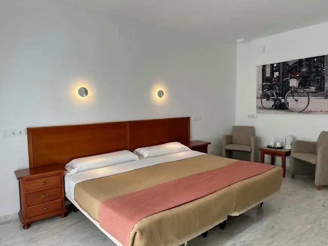 ** Hotel La Luna Blanca Torremolinos Spain