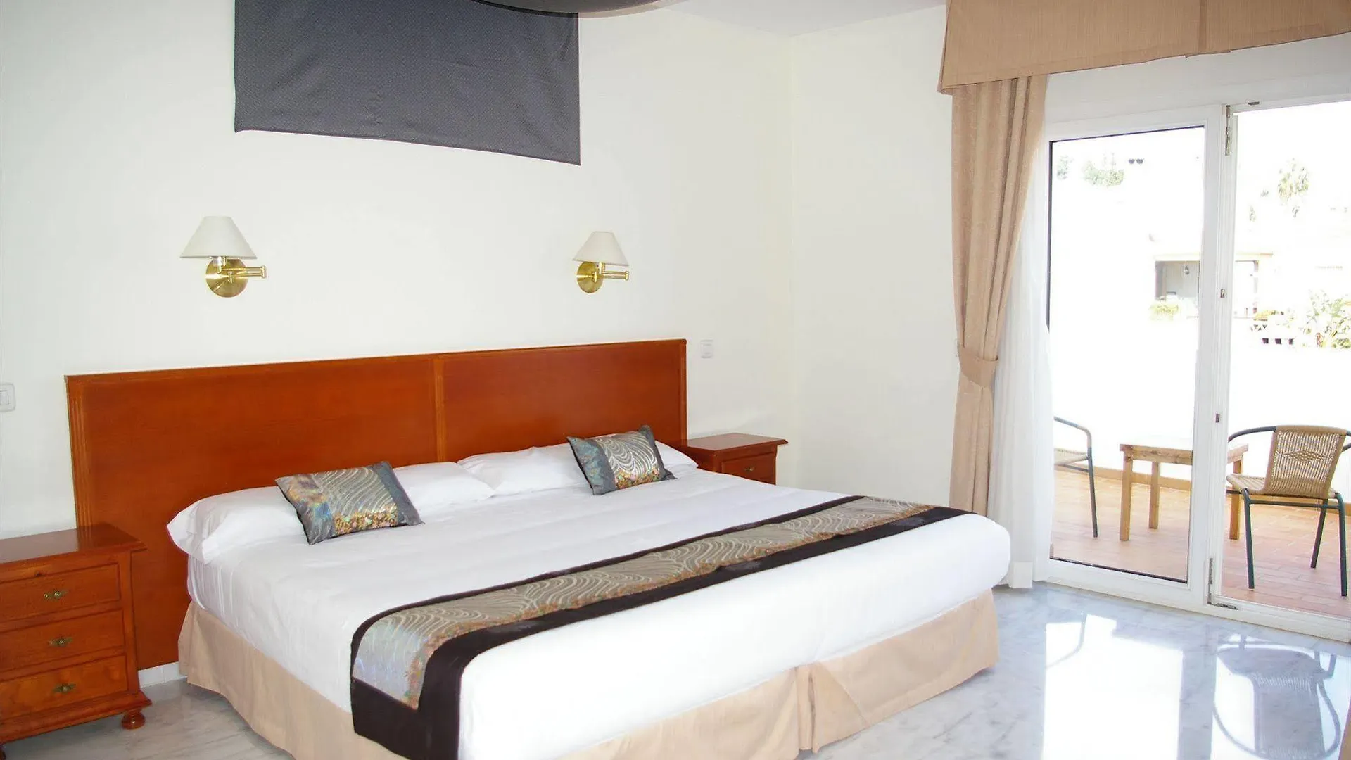** Hotel La Luna Blanca Torremolinos Hiszpania